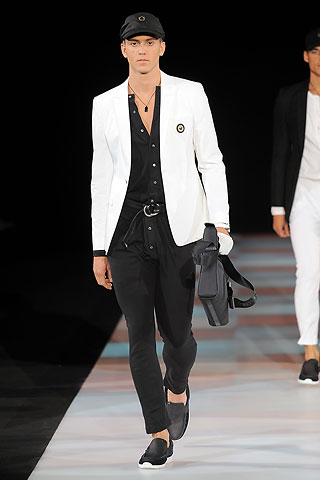 Emporio Armani / - 2010